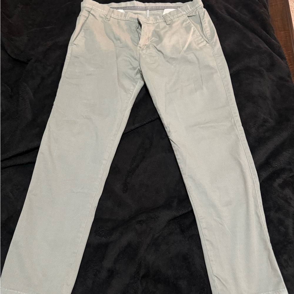 Green skinny cropped pants